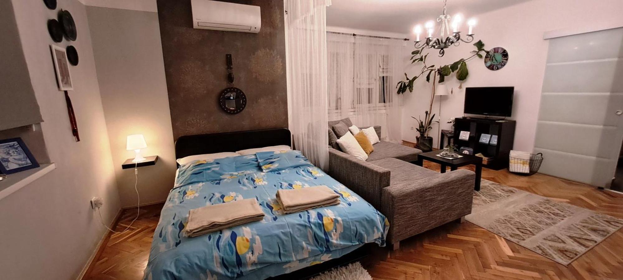 Belvarosi Studio Apartman غيور المظهر الخارجي الصورة