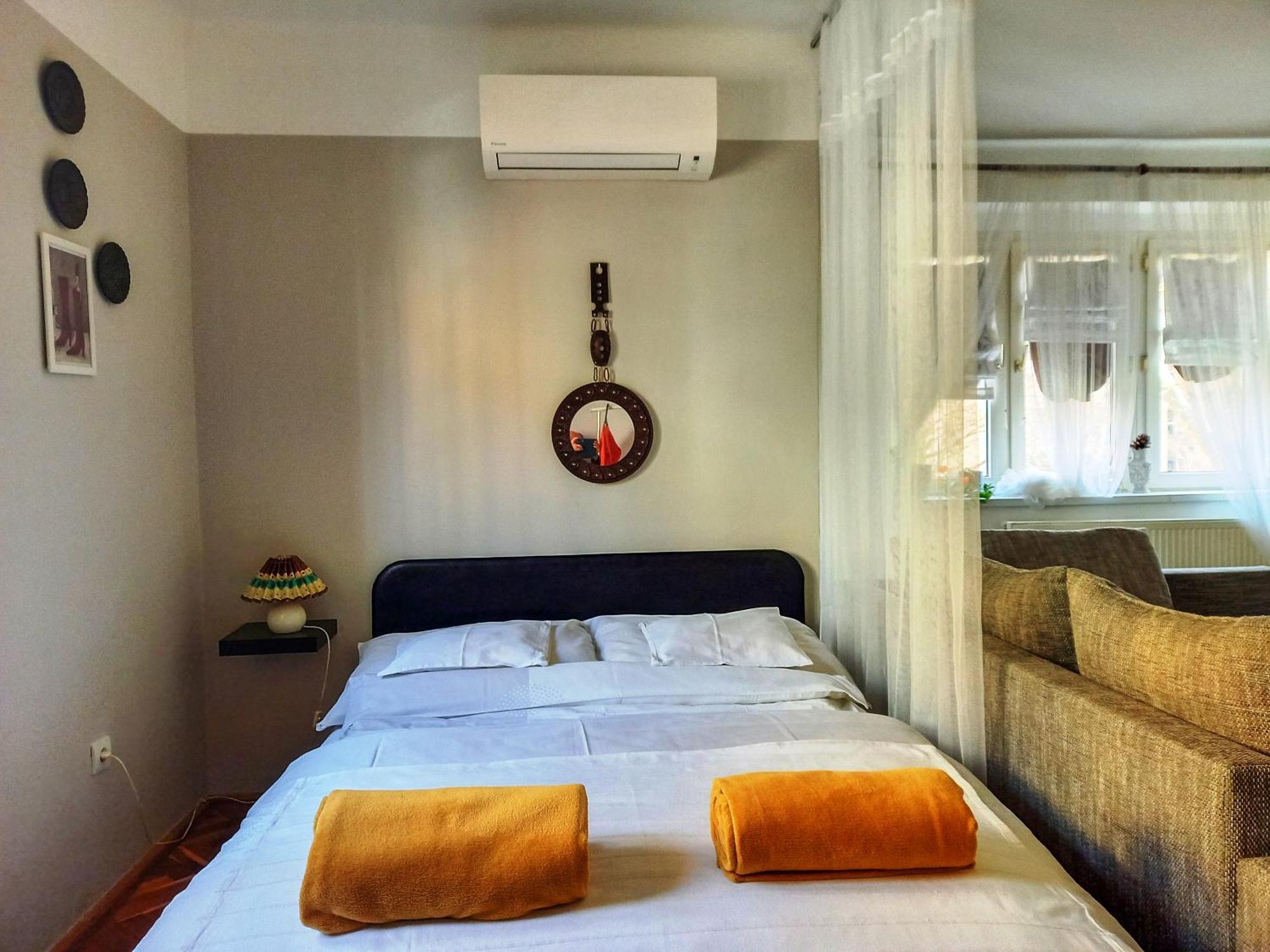 Belvarosi Studio Apartman غيور المظهر الخارجي الصورة