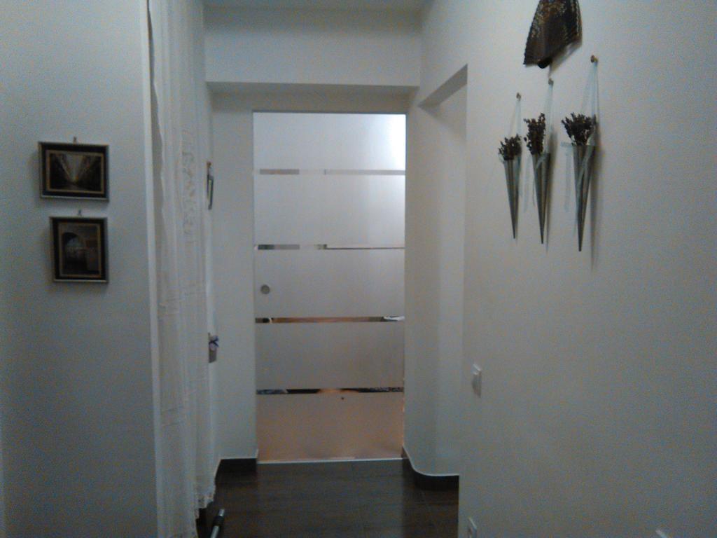 Belvarosi Studio Apartman غيور الغرفة الصورة