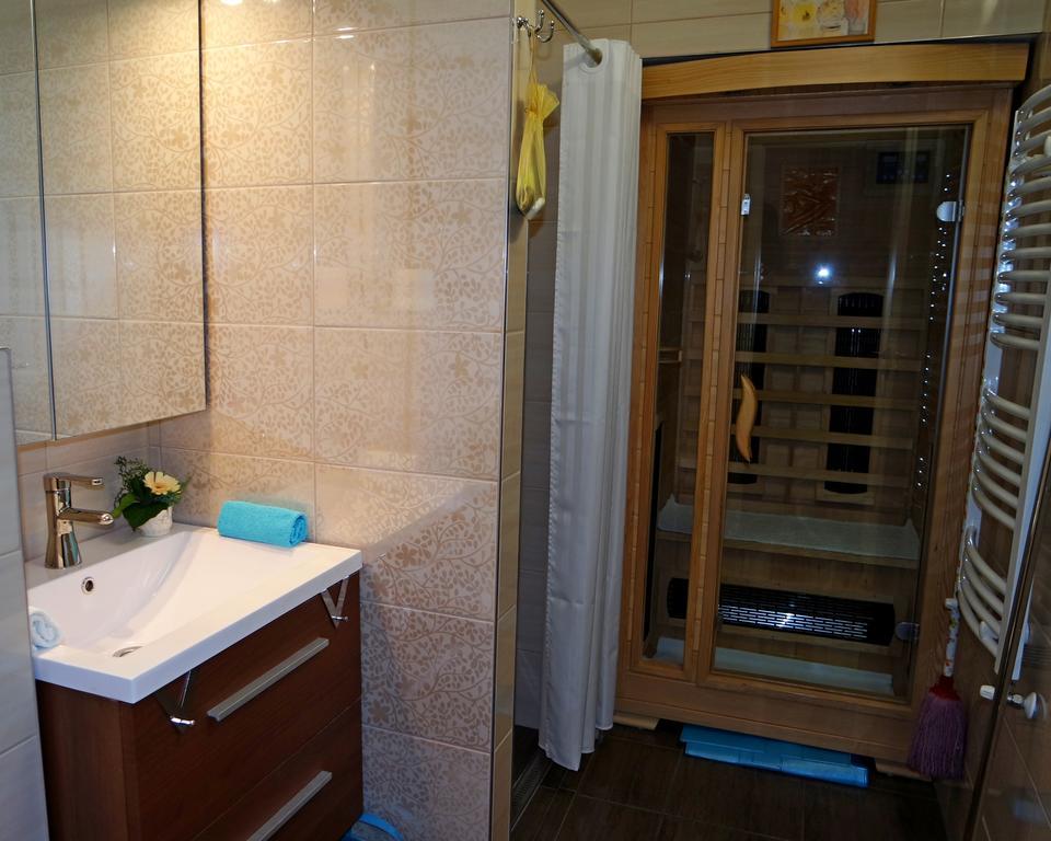 Belvarosi Studio Apartman غيور المظهر الخارجي الصورة